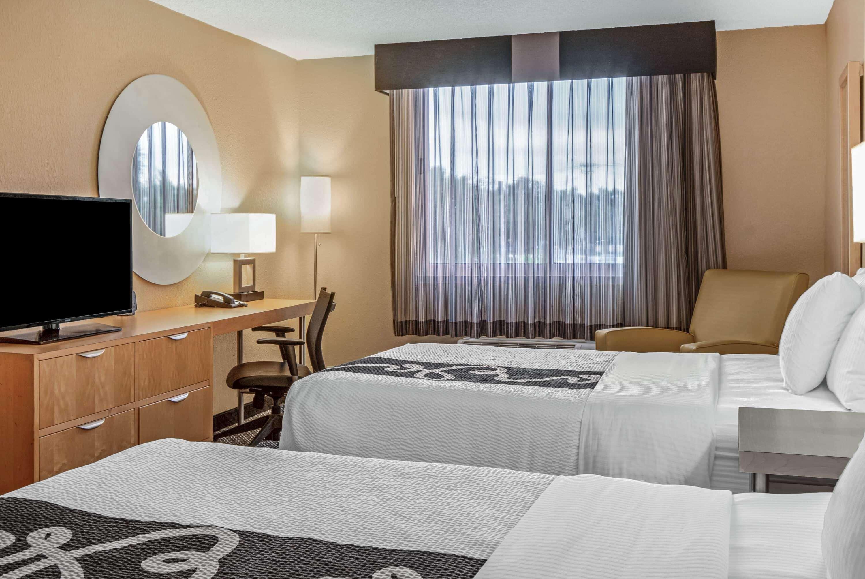 Hotel La Quinta By Wyndham Naples Downtown Exterior foto