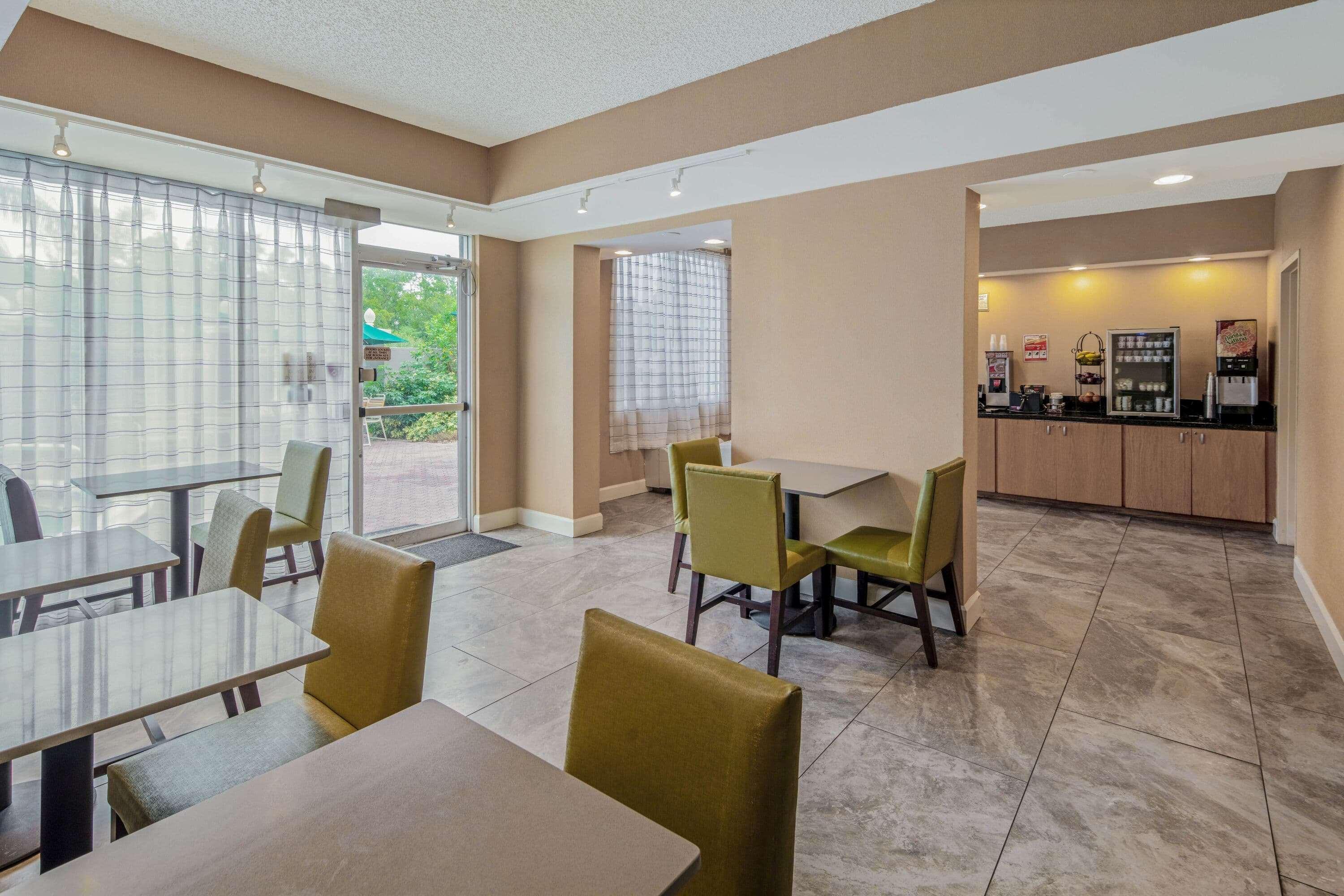 Hotel La Quinta By Wyndham Naples Downtown Exterior foto