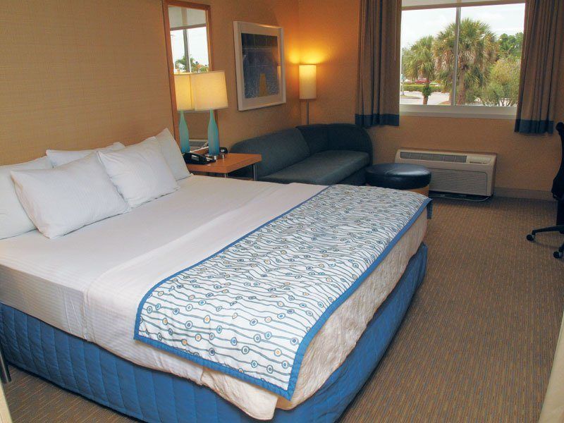 Hotel La Quinta By Wyndham Naples Downtown Exterior foto